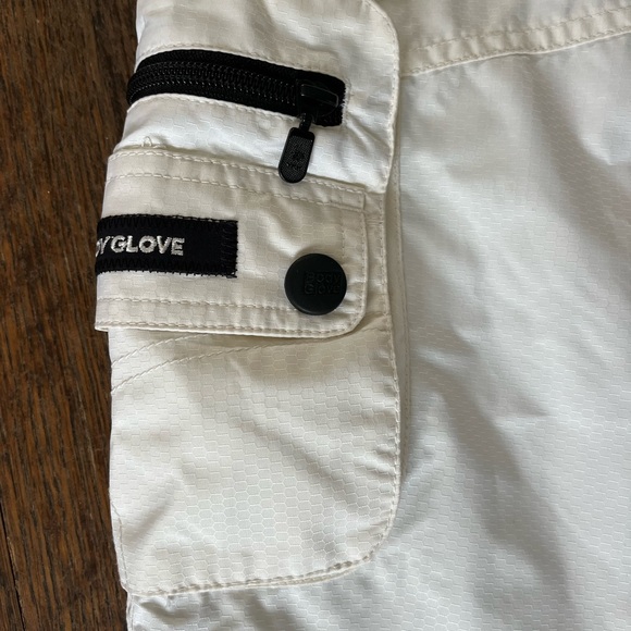 Bodyglove women’s large white ski/snowboard pants - Picture 3 of 4